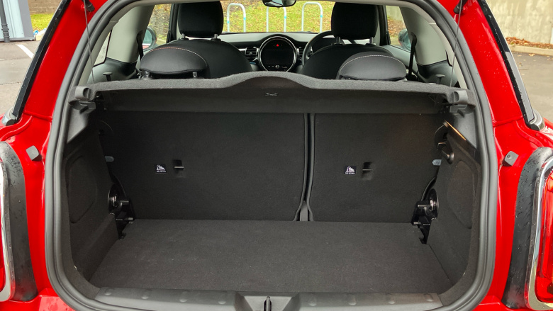 MINI Hatchback 1.5 Cooper Classic 3dr Petrol Hatchback